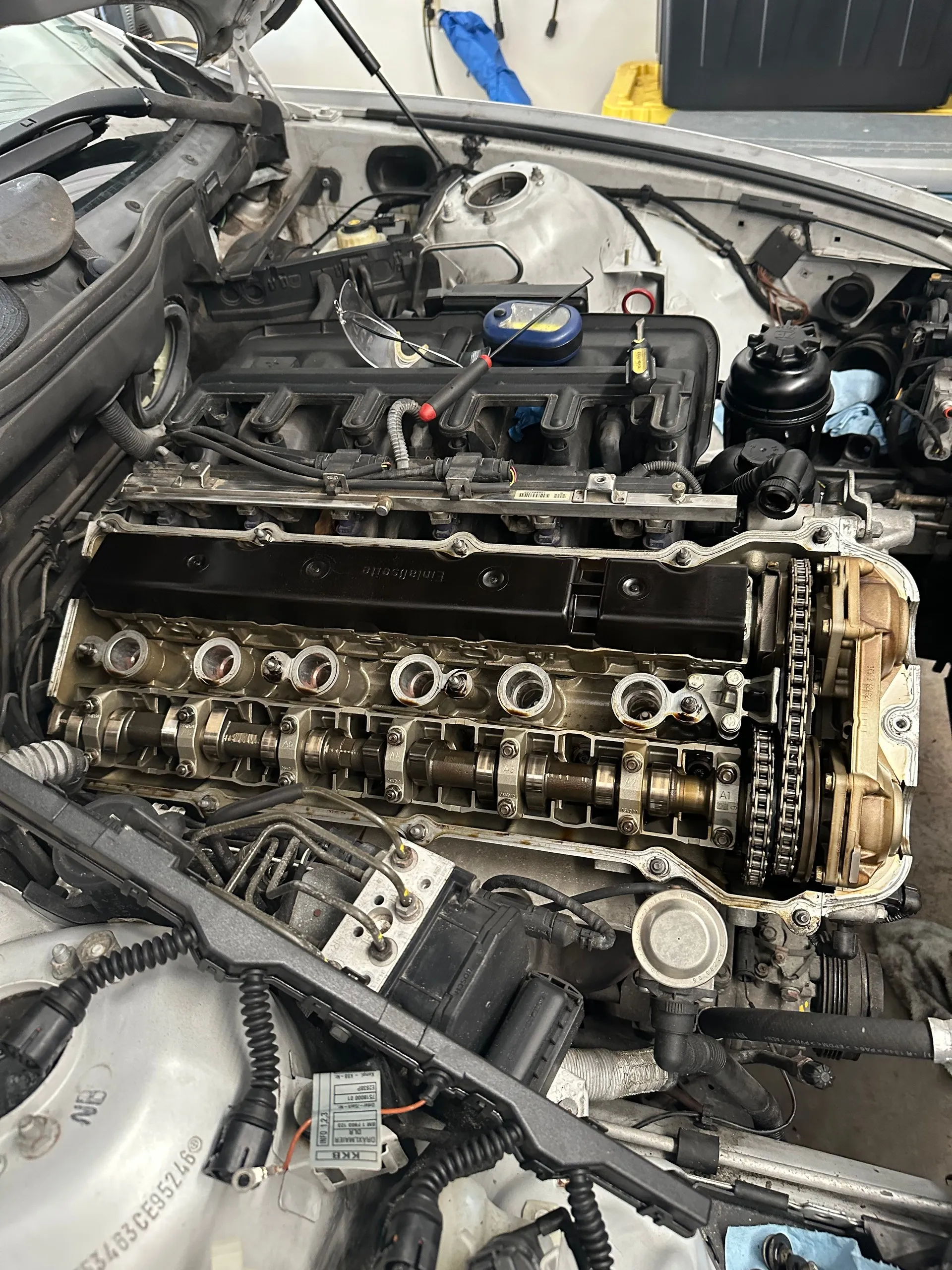 2003 BMW 530i — lead photograph